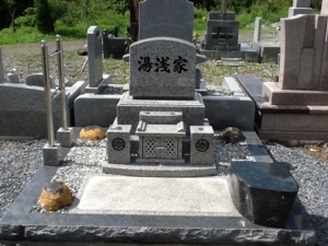 墓石施工事例｜湯浅家墓所